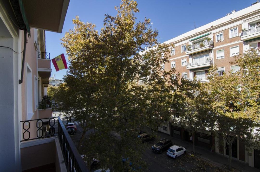 2 Bedrooms 2 Bathrooms Furnished - Bernabeu - Business Area With Terrace - Minty Stay マドリード エクステリア 写真