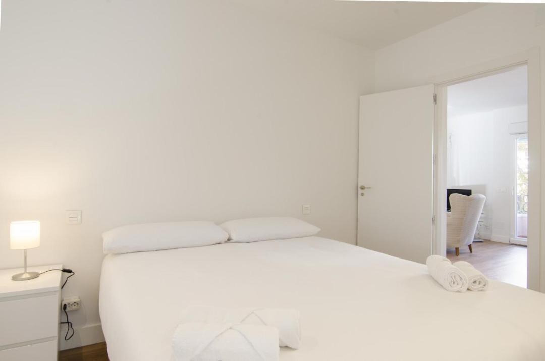 2 Bedrooms 2 Bathrooms Furnished - Bernabeu - Business Area With Terrace - Minty Stay マドリード エクステリア 写真