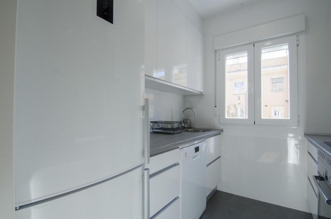 2 Bedrooms 2 Bathrooms Furnished - Bernabeu - Business Area With Terrace - Minty Stay マドリード エクステリア 写真
